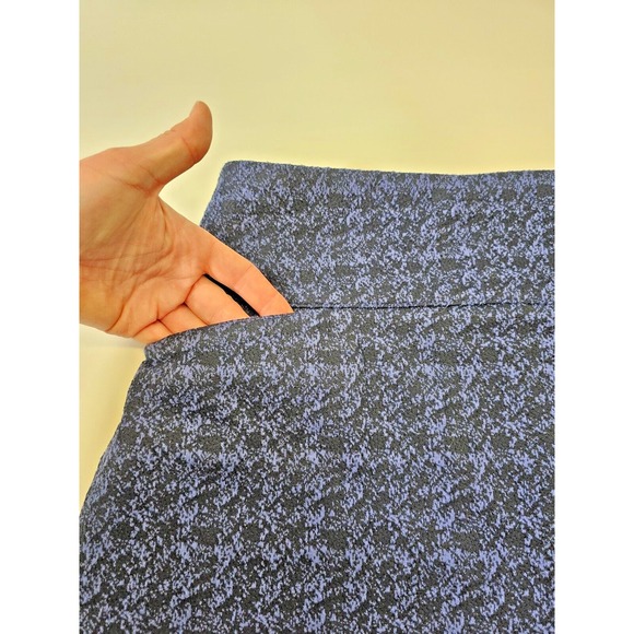 LADY HAGEN Women's Large Blue Knit‎ Golf Skort Skirt With Shorts & Pockets EUC - Picture 5 of 9